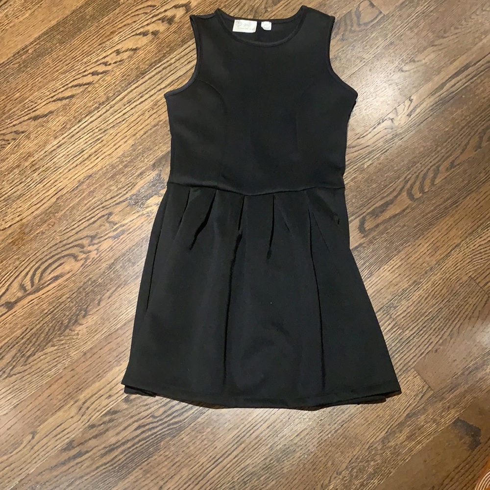 Cute black dress size small